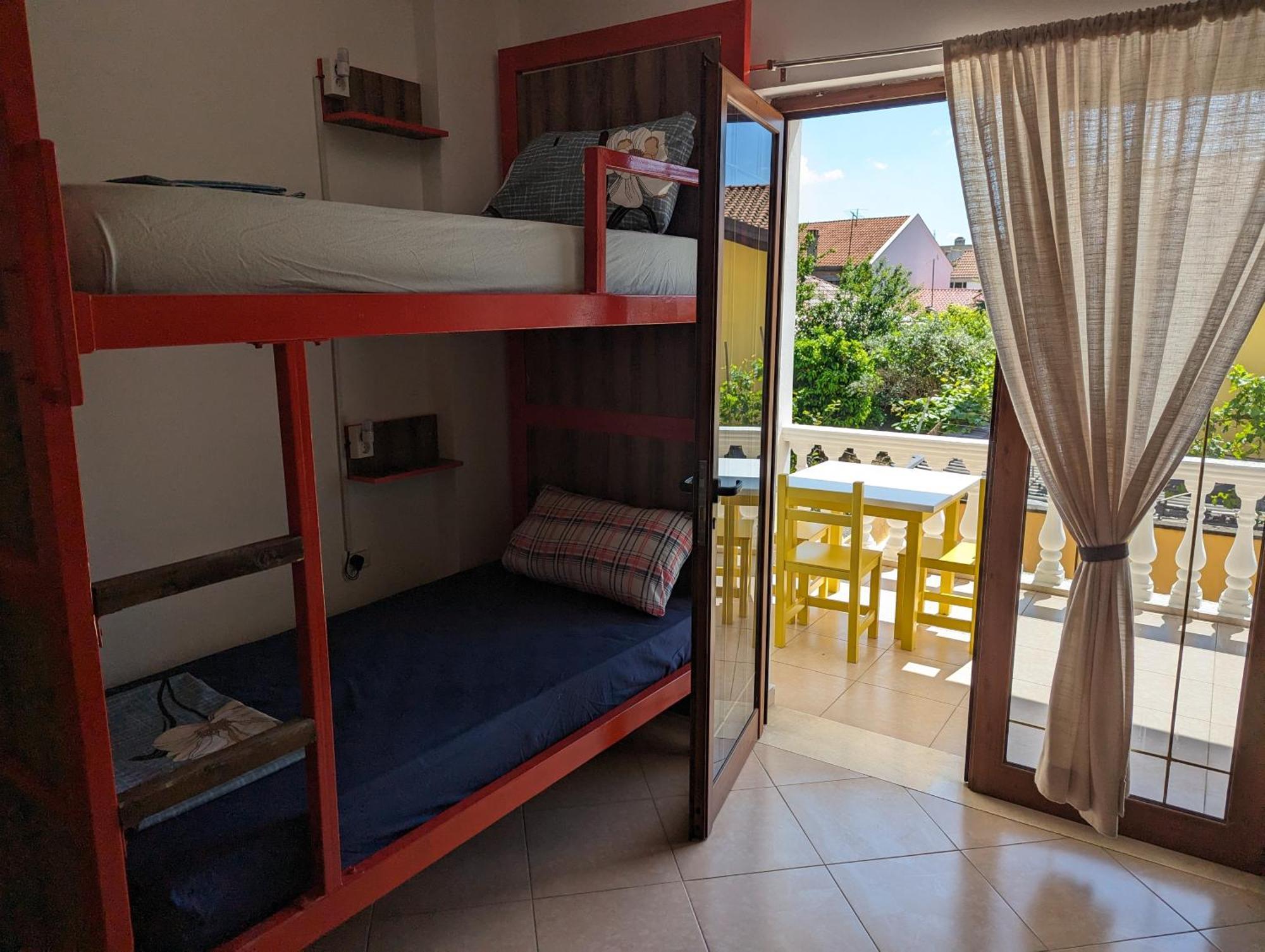 Tias Hostel Shkodër Extérieur photo